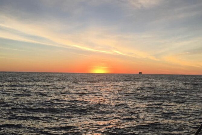 2 Hour Sunset Tour on Catamaran in Cabo San Lucas - The nighttime Arch stop