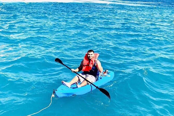3 hour Snorkeling and Catamaran in Cabo San Lucas - Music, drinks, and a social catamaran mood