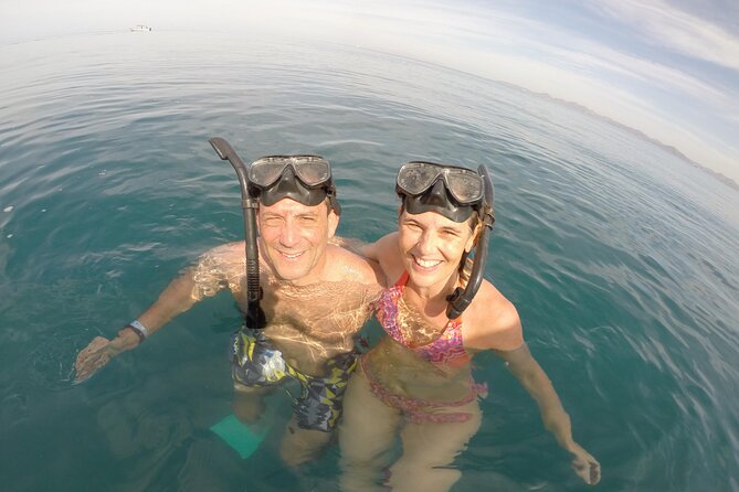 4-Hour Snorkeling Tour in Cabo San Lucas and Corridor - A small boat is worth the price