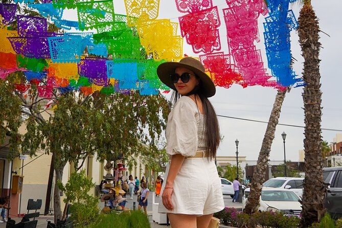 6-Hour Guided City and Cruise Tour of Los Cabos with Lunch - San Jose del Cabo’s mission and plaza