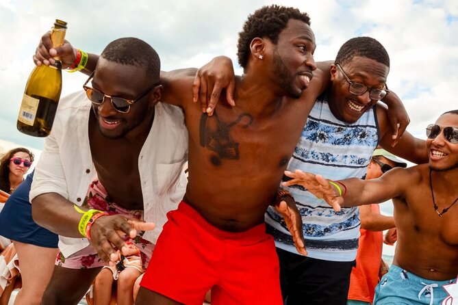 Adults Only Hip Hop Sessions Boat Party Cabo San Lucas - Cabo’s Arch and the coastal cruise