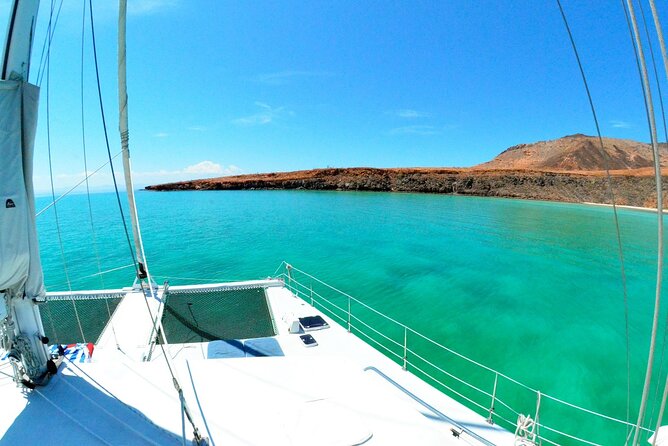 All-Inclusive catamaran Espiritu Santo Island Tour from Los Cabos - Sailing toward a protected island