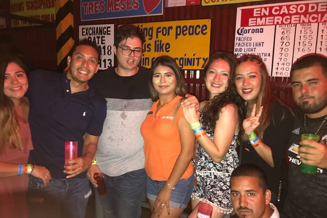 All you can drink- Club Crawl Los Cabos - Stop three from 1:00 to 1:45 a.m.
