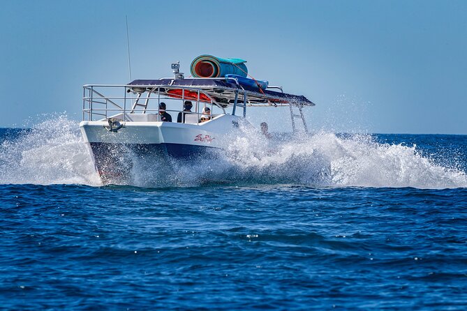 Bay Trip and the Arch of Cabo San Lucas - Leaving the marina with Sunrider Tours