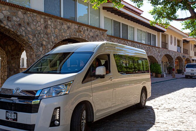 Cabo Airport Transportation - A useful service record, with one important caution