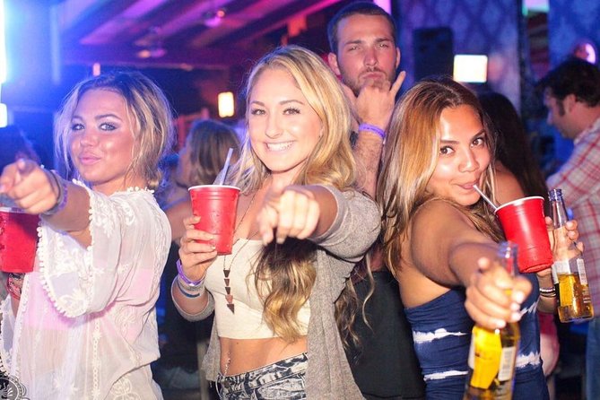 Cabo Bar Crawl - The BEST Bar and Clubs in Cabo - Starting at El Squid Roe at 9:30 p.m.