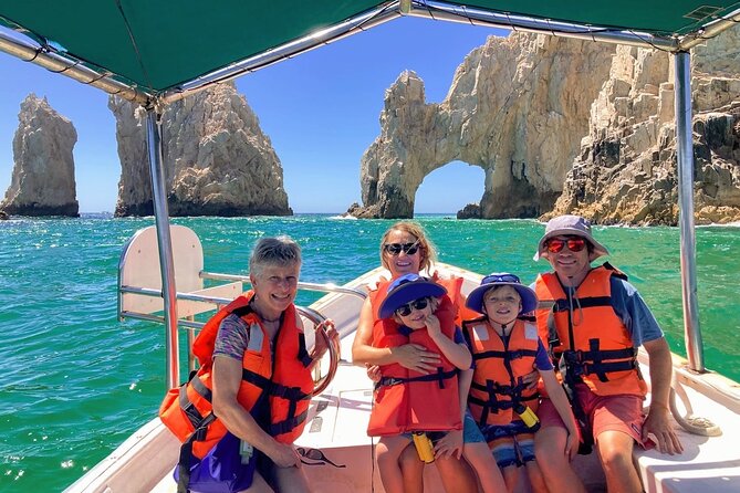 Cabo Boat Ride to El Arco & Lover’s Beach with Swimming - Who should book this experience