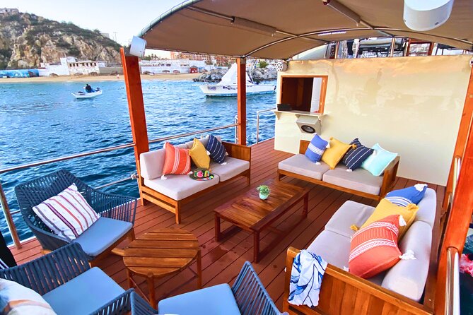 Cabo Private Catamaran: Chill Experience with Sup and Float Mat - Seeing the Arch before the water time begins