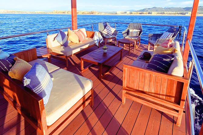 Cabo Private Catamaran: Chill Experience with Sup and Float Mat - What the catamaran provides onboard