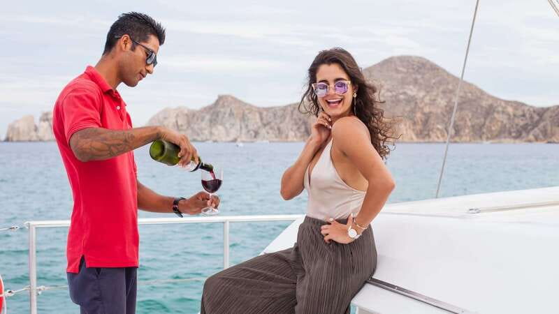 Cabo San Lucas: 2 Hour Sunset Cruise with Food and Wine - Key points at a glance