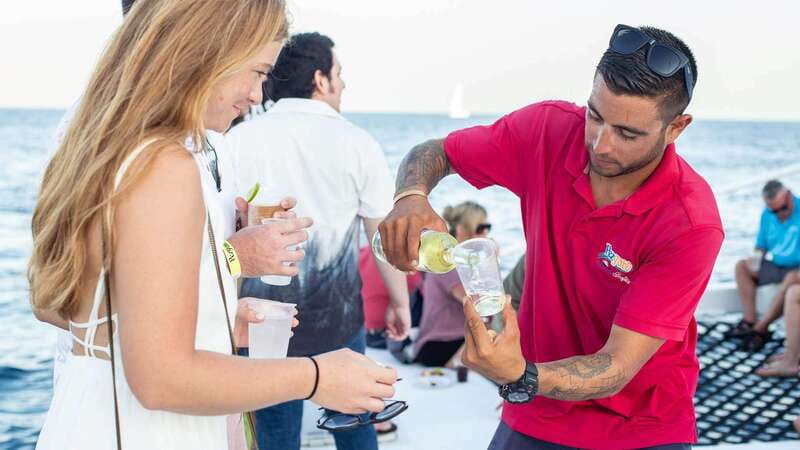 Cabo San Lucas: 2 Hour Sunset Cruise with Food and Wine - Who will enjoy this cruise most?