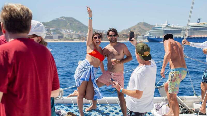 Cabo San Lucas: 4-Hour Snorkeling Cruise with Open Bar - The Arch and Lover’s Beach from the water