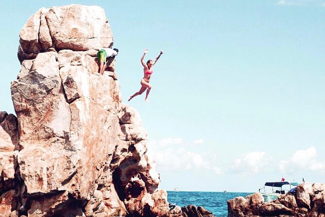 Cabo San Lucas Arch Boat Tour and Snorkeling at Pelican Rock - What to bring for the two-hour outing