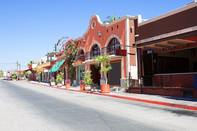 Cabo San Lucas Arch Cruise and Shopping Tour - Glass blowing with a craftsman at work