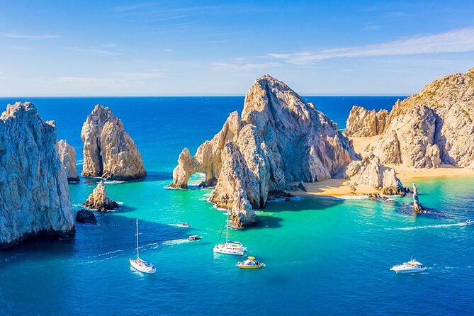 Cabo San Lucas Arch Tour and we go down to Playa del Amor - Reaching El Arco from Cabo Marina