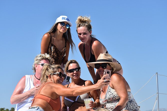 Cabo San Lucas Boat Tour with Snorkeling, Open Bar, and Lunch - Lunch, drinks, and the $125 price