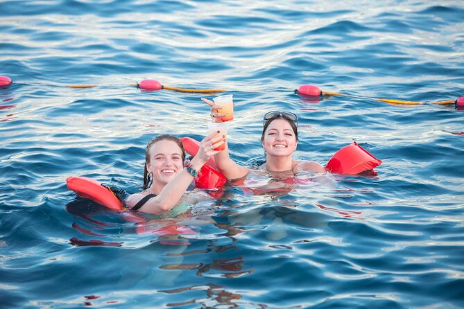 Cabo San Lucas Boat Tour with Snorkeling, Open Bar, and Lunch - Who should book this Cabo boat tour