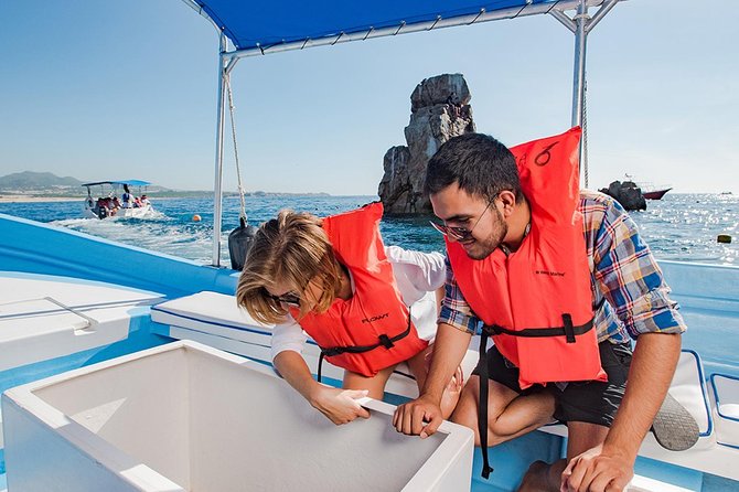 Cabo San Lucas City Tour - The 45-minute boat ride to the Arch