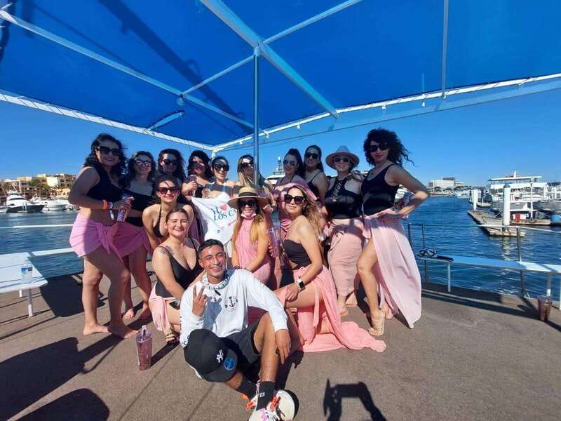 Cabo San Lucas: Classic Tour to the Arch in Glass Bottom - What the glass bottom adds