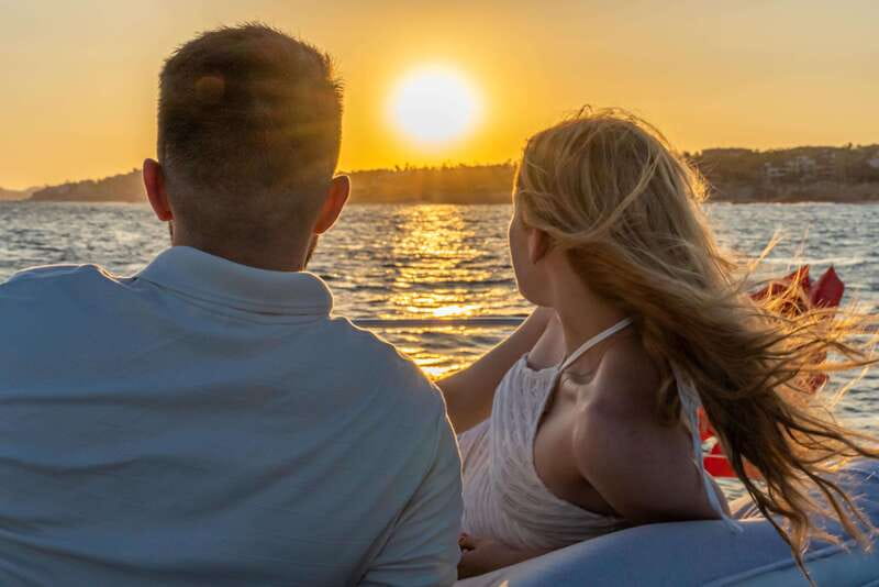 Cabo San Lucas: Luxury Yacht Cruise - The Arch, Lover’s Beach, and the sea lions