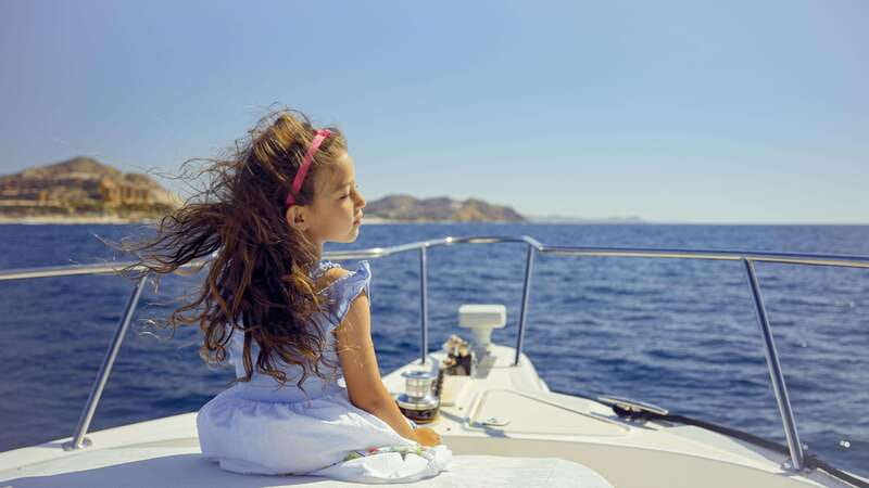 Cabo San Lucas: Luxury Yacht Cruise - Timing, booking, and small practical details