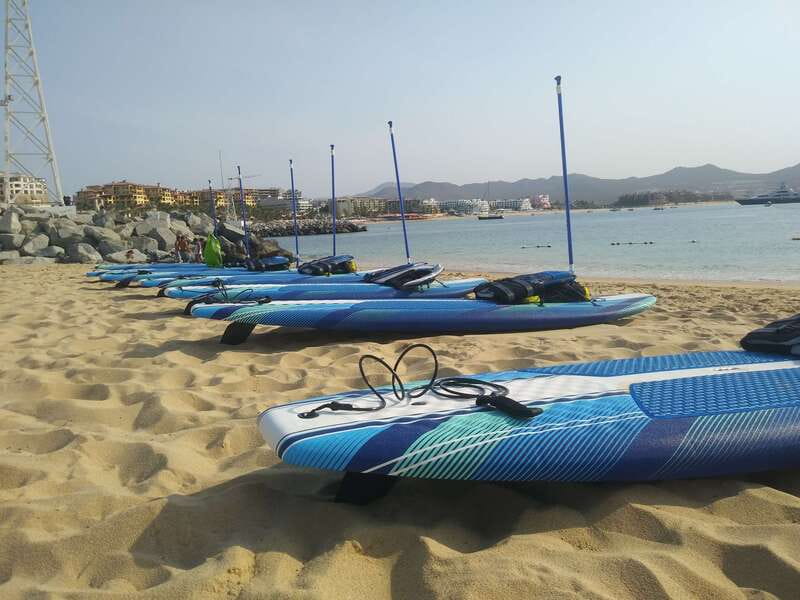 Cabo san Lucas: Paddle Boarding or Kayak and Snorkeling - Fruit, juice, and a simple beach break
