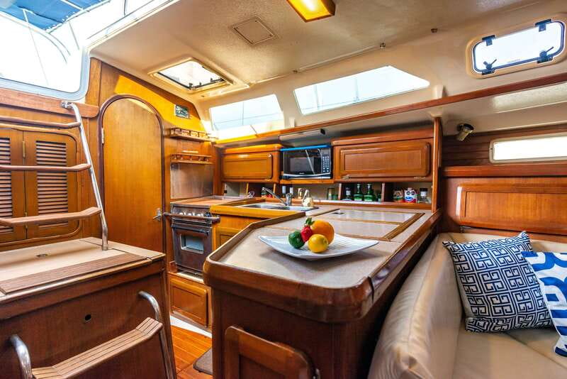 Cabo San Lucas: Private 38-Foot Sailing Boat - Why a private 38-foot sailboat changes the Cabo outing