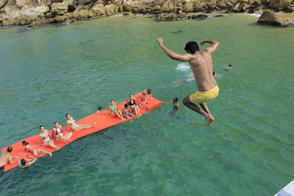 Cabo San Lucas: Private Catamaran Cruise - Finding the marina meeting point