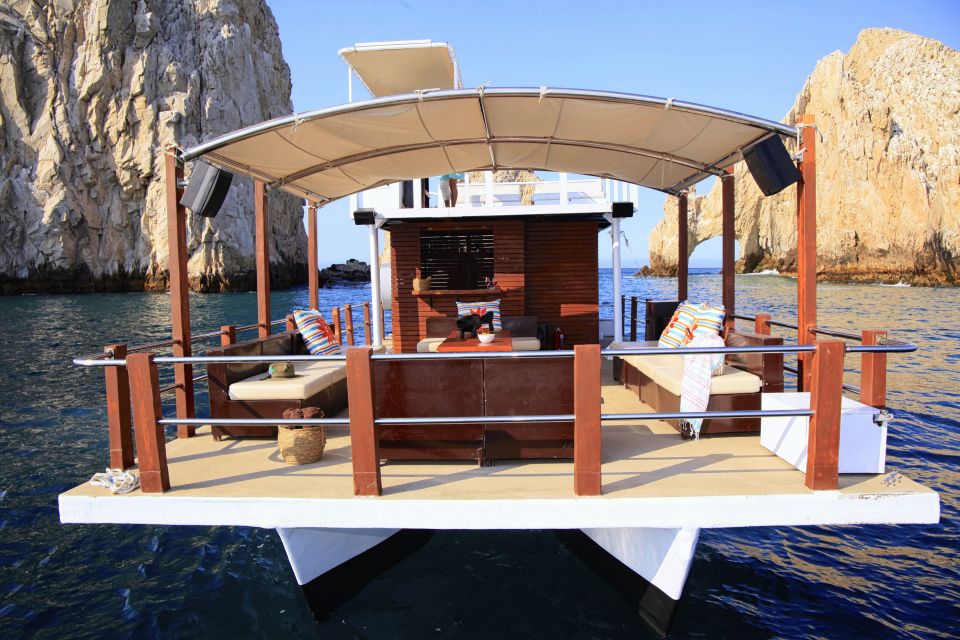 Cabo San Lucas: Private Catamaran Tour with Snorkeling - What the $1,160 price means for value