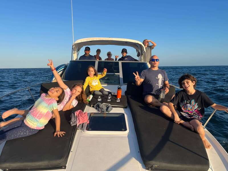 Cabo San Lucas Private Yacht 1 Hour Express Highlight Cruise - Sunset timing, whale sightings, and photo planning