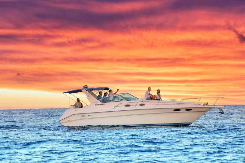 Cabo San Lucas Private Yacht 1 Hour Express Highlight Cruise - Comfort, crew, and what is included
