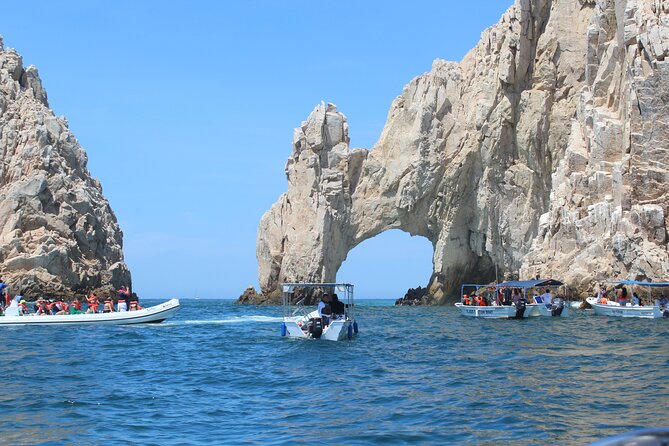 Cabo San Lucas Sunset Cruise Full dinner, open bar and transfer - What the two-hour timing really means