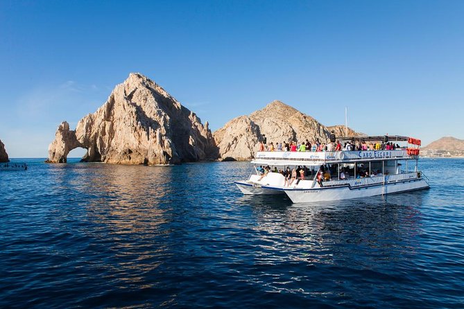 Cabo San Lucas Sunset Dinner Cruise with Open Bar - Who should book this cruise