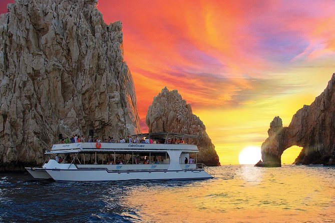 Cabo San Lucas Sunset Dinner Cruise with Open Bar - Seeing El Arco from the sea