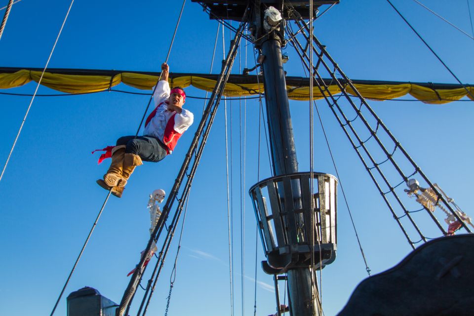 Cabo San Lucas: Sunset Pirate Ship Cruise with Dinner Show - Key details before you book