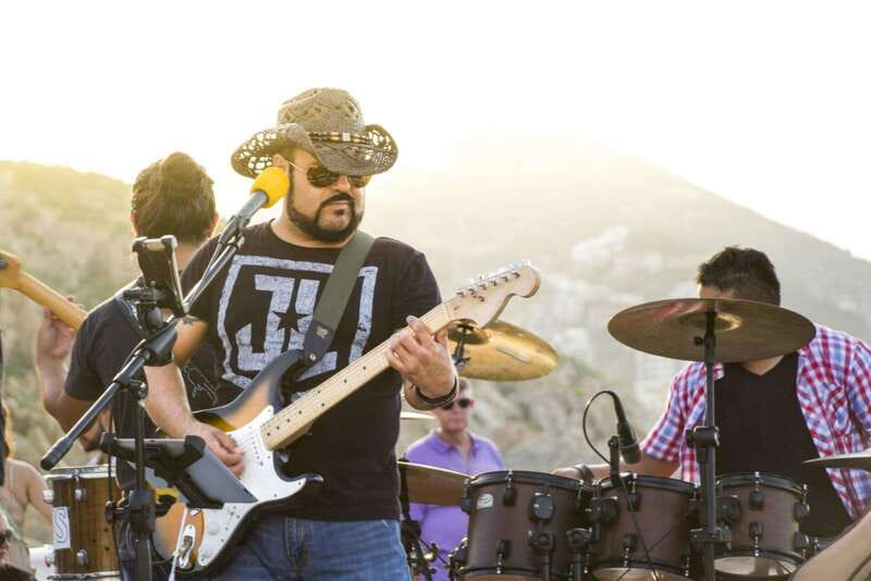 Cabo San Lucas: Sunset Premier Dinner & Show Cruise - Mexican and Argentine music and dance