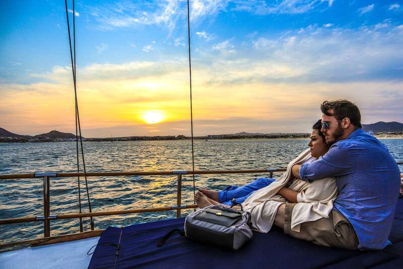 Cabo San Lucas: Sunset Yacht Cruise w/Chef Dinner & Open Bar - Dessert and the final sunset
