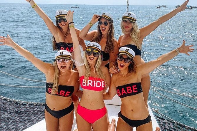 Cabo San Lucas Three Hour Private Boat Snorkeling Tour - Open bar, lunch, and the rhythm onboard
