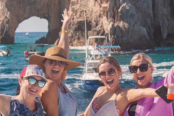 Cabo San Lucas Whale Watching Lunch Cruise - Searching for Humpback and Gray Whales