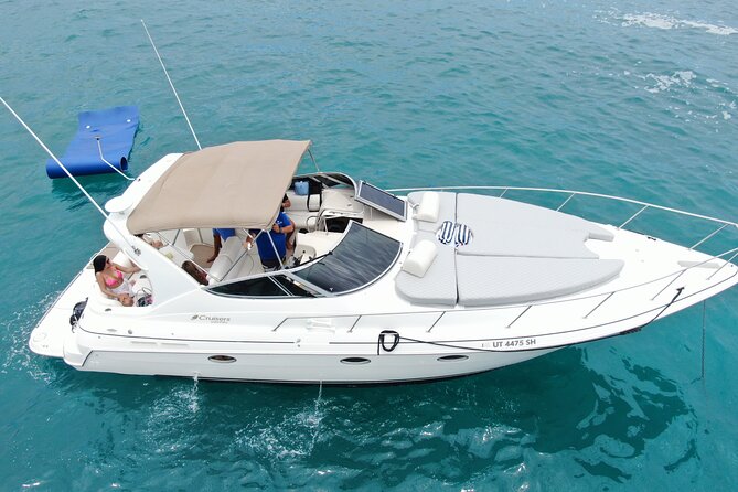 Cabo San Lucas Yacht Rental all inclusive - Who will get the most from this yacht charter