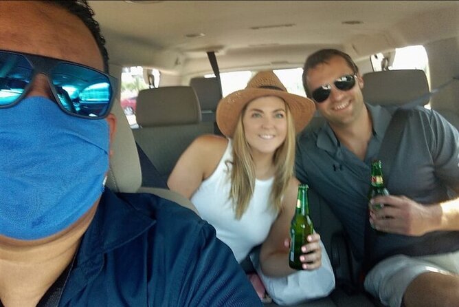 CABOAirport PRIVATE CAR To Cabo Resorts AREA up To 3 pax One Way - Communication can be excellent, or frustrating