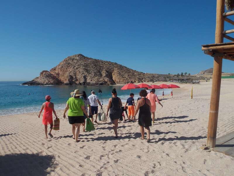 CHILENO BEACH DAY TRIP - Arriving at a beach-ready base
