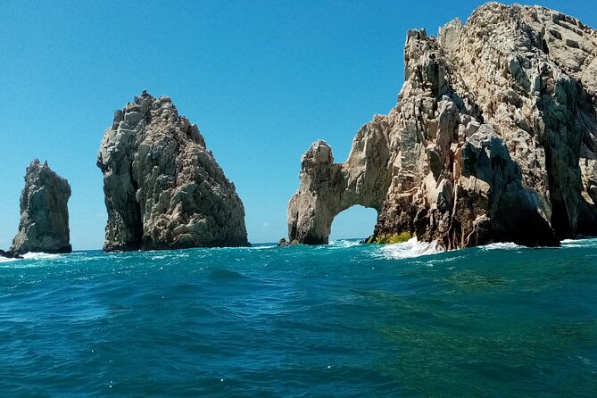 City Tour Cabo San Lucas and San Jose del Cabo - The glass-bottom boat to Land’s End