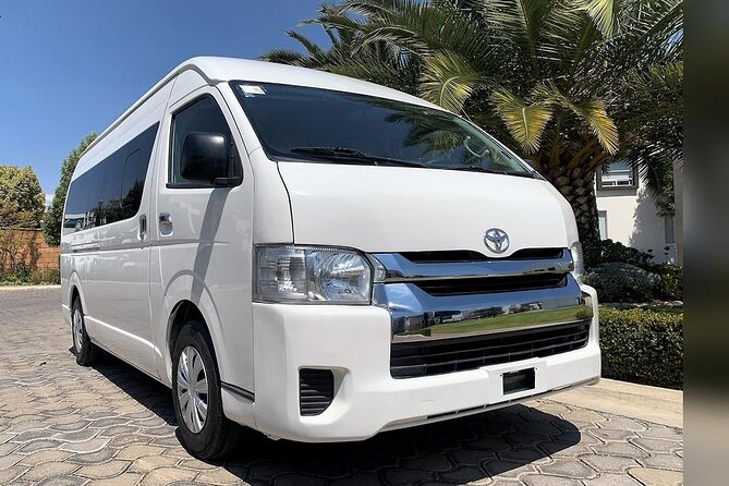 Departure shuttle to Cabo Airport - Why a private Cabo airport transfer can be worth it