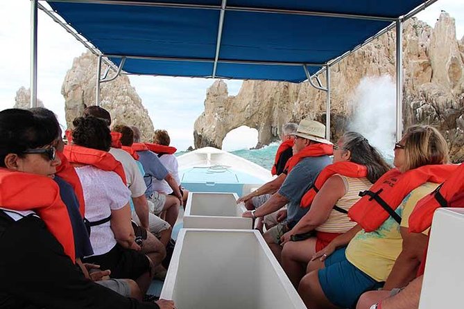 Famous Arch tour with Glass Bottom Boat. - Finding Dock A without wasting your morning