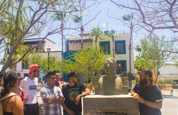 Historical and Cultural Walking Tour of San José del Cabo - What the guide adds to the experience