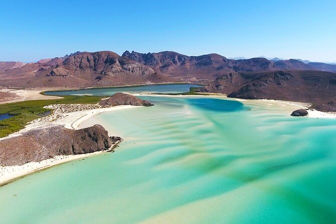 La Paz, Balandra and Todos Santos from CABO and San Jose - The guides can make or break the day