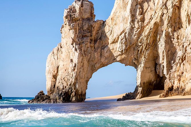 Land’s End Experience – Arch, Beaches & Marine Life - Cabo’s Arch is worth seeing from the sea