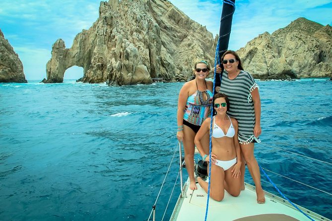 Lands End Luxury Sail and Snorkel Cruise in Cabo San Lucas - Staying dry is a perfectly good option