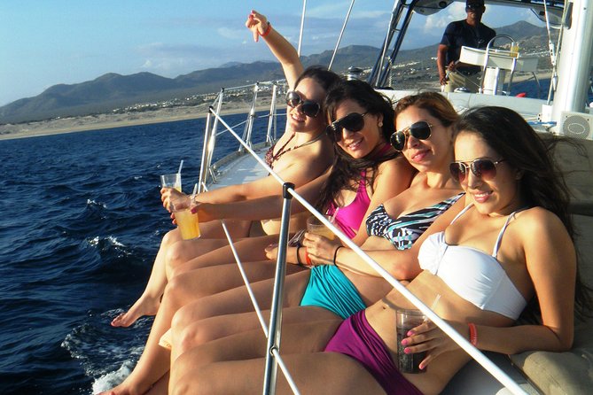 Lands End Luxury Sail and Snorkel Cruise in Cabo San Lucas - Lunch, snacks, and an open bar